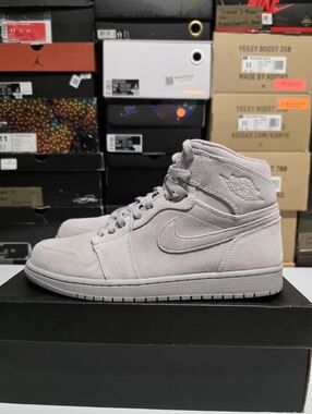 Nike Air Jordan 1 Retro High Wolf Men's Grey Suede Sneakers Size 11.5